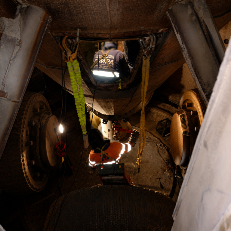 Mantenimiento Molino Polysius Cementos Argos – Planta Quebrancha Panama - 2022